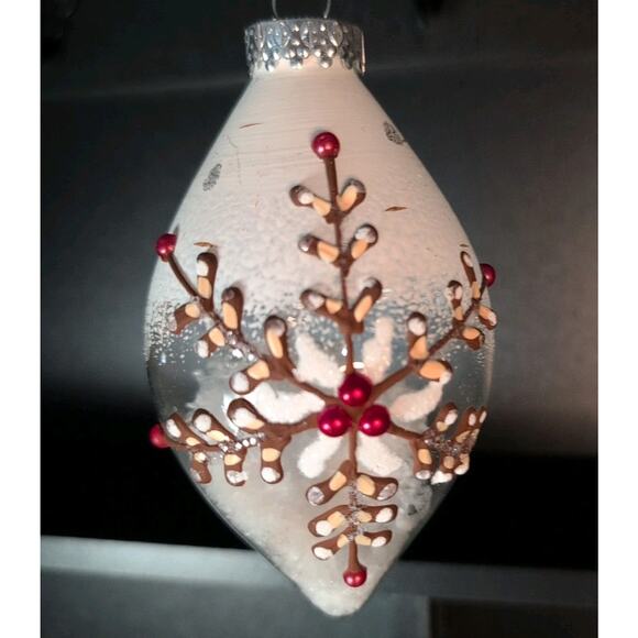 Snowflake Glass Ornament 5” Teardrop Clear Red Berries Filled Snow Vintage Look - Picture 1 of 4
